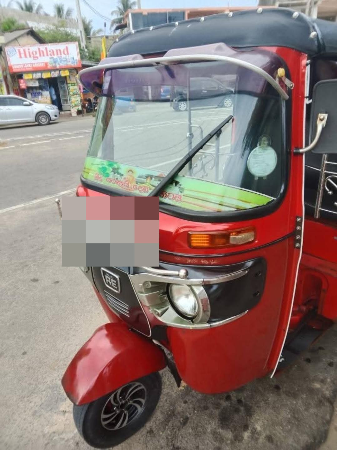 Bajaj Three Wheel 2015 - Used Three wheeler sale in Sri Lanka - patpat.lk