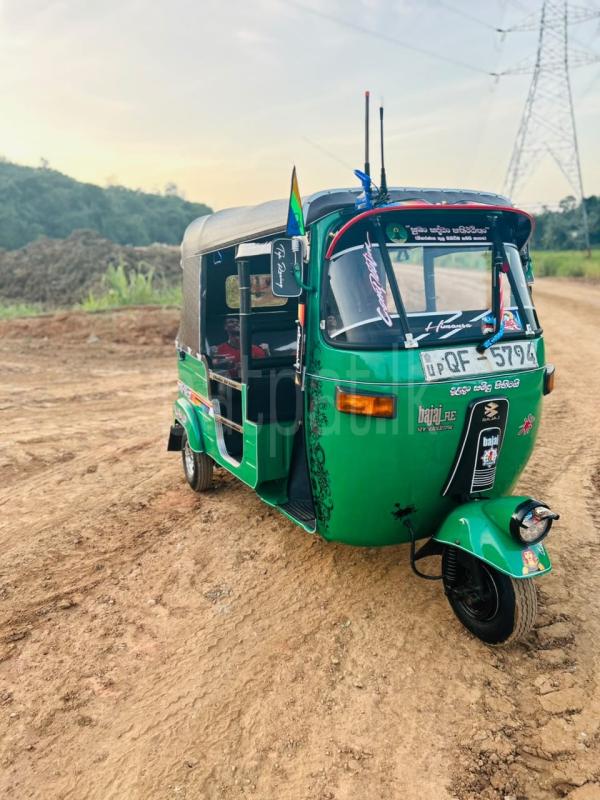 Bajaj 4 stroke 2006 - භාවිතා කරන ලද ත්‍රිරෝද රථය sale in Sri Lanka - patpat.lk