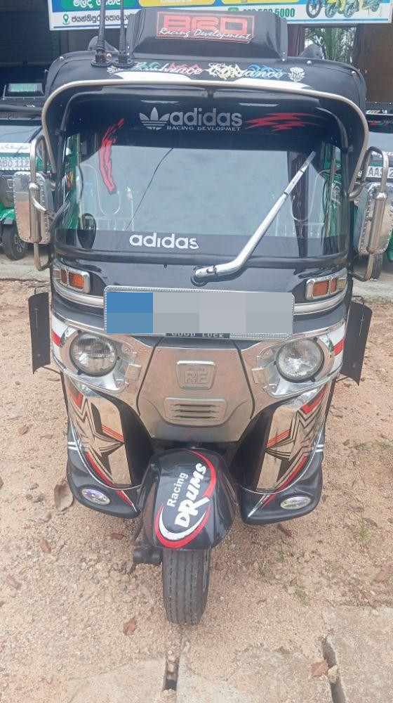 Bajaj Three Wheel 2016 - Used Three wheeler sale in Sri Lanka - patpat.lk