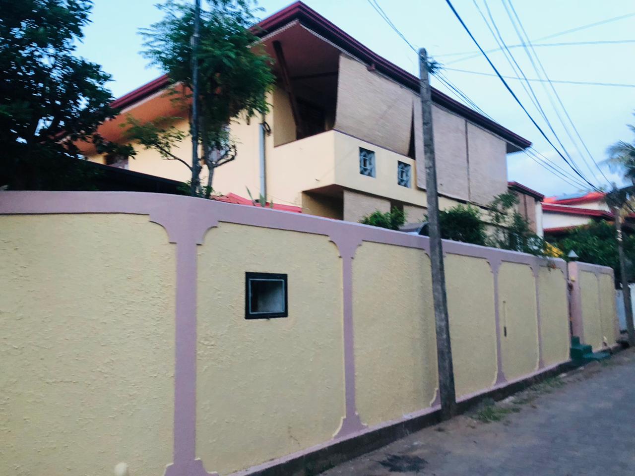 House for Sale in Boralesgamuwa