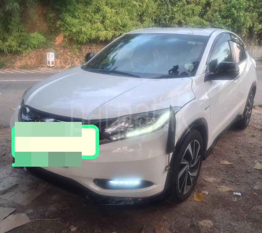 Honda Vezel 2017 - Used SUV sale in Sri Lanka - patpat.lk