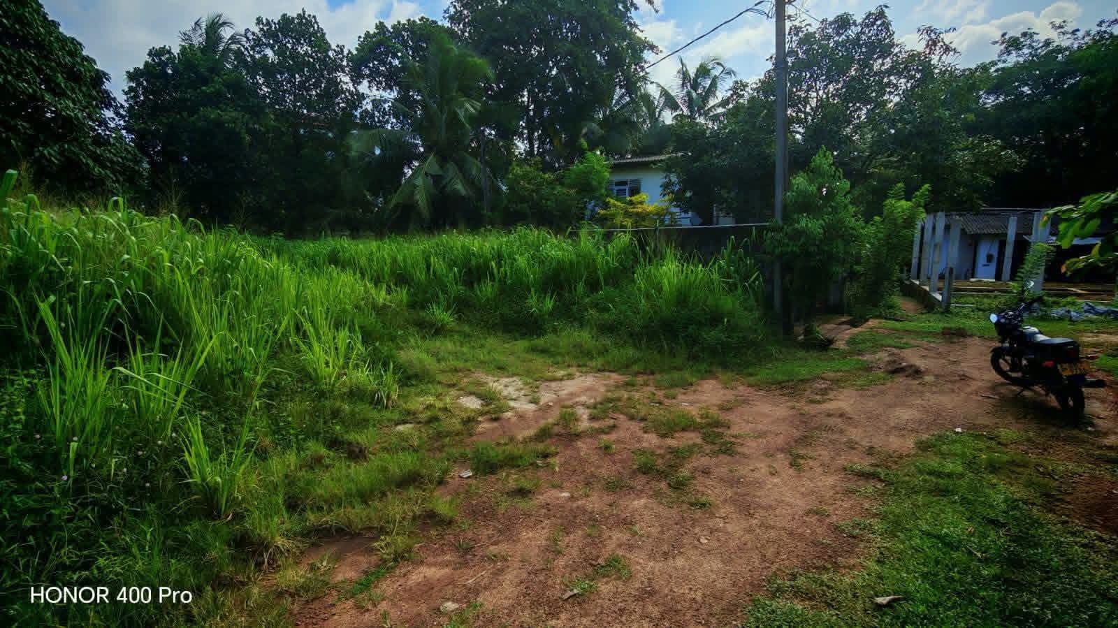 Residential Land for Sale in Hokandara