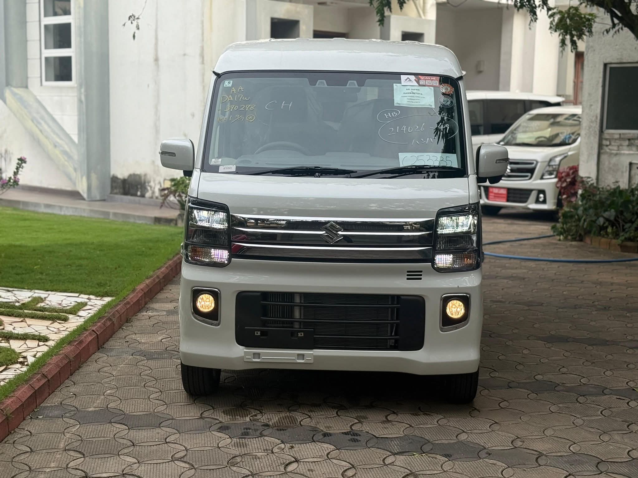 Advertisement image 5