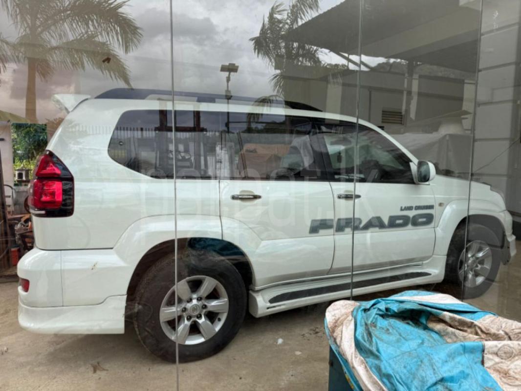 Advertisement image 4