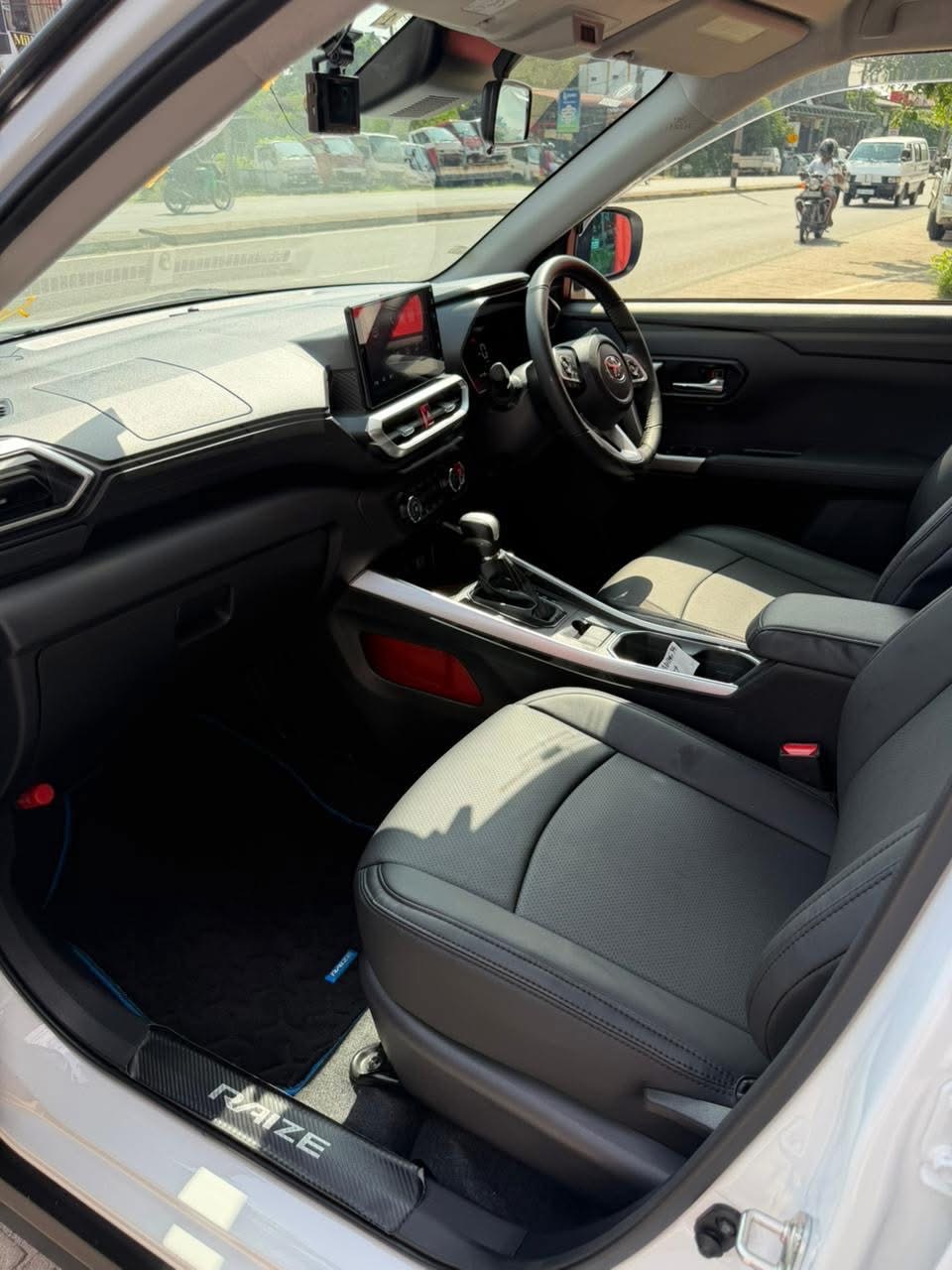 Toyota Raize 2025 - சான்றளிக்கப்பட்டது SUV sale in Sri Lanka - patpat.lk