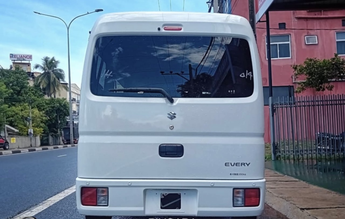 Suzuki Every 2024 - சான்றளிக்கப்பட்டது வேன் sale in Sri Lanka - patpat.lk