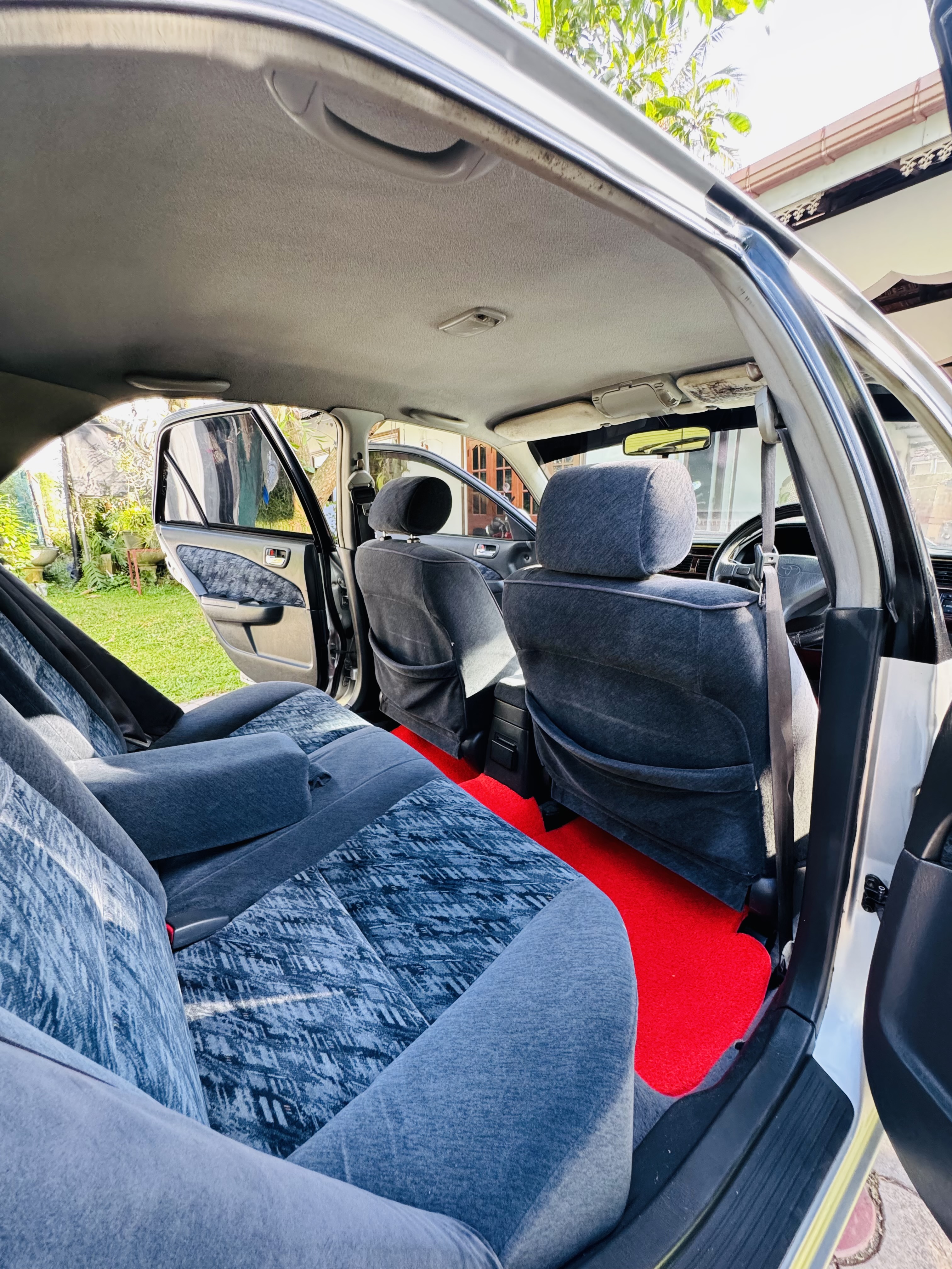 Toyota Carina 1997 - Used Car sale in Sri Lanka - patpat.lk