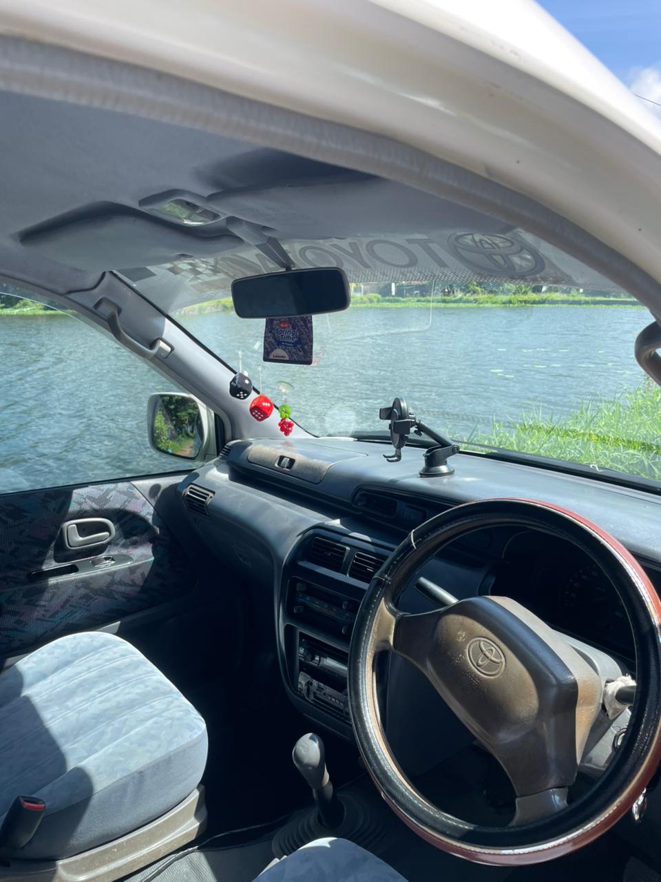Toyota TownAce 1997 - பயன்படுத்தப்பட்டது வேன் sale in Sri Lanka - patpat.lk