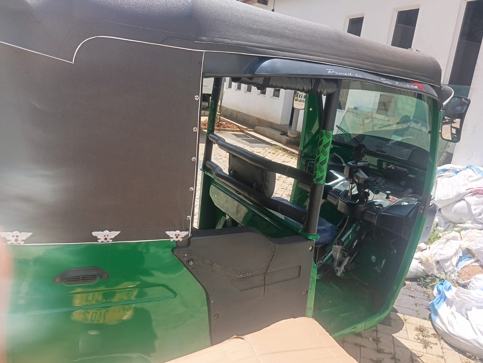 TVS Three Wheel 2015 - Used Three wheeler sale in Sri Lanka - patpat.lk