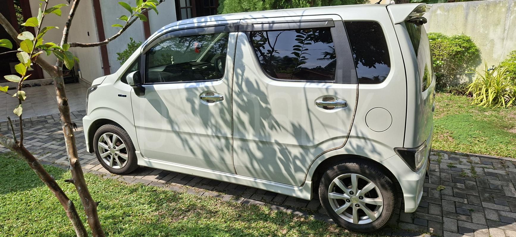 Suzuki Wagon R 2018 - Used Car sale in Sri Lanka - patpat.lk