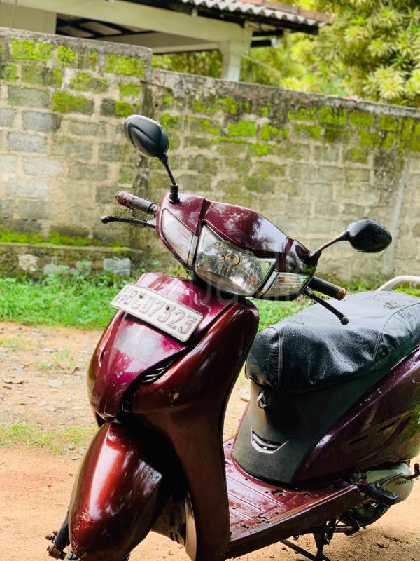 Honda Activa 2016 - பயன்படுத்தப்பட்டது பைக் sale in Sri Lanka - patpat.lk