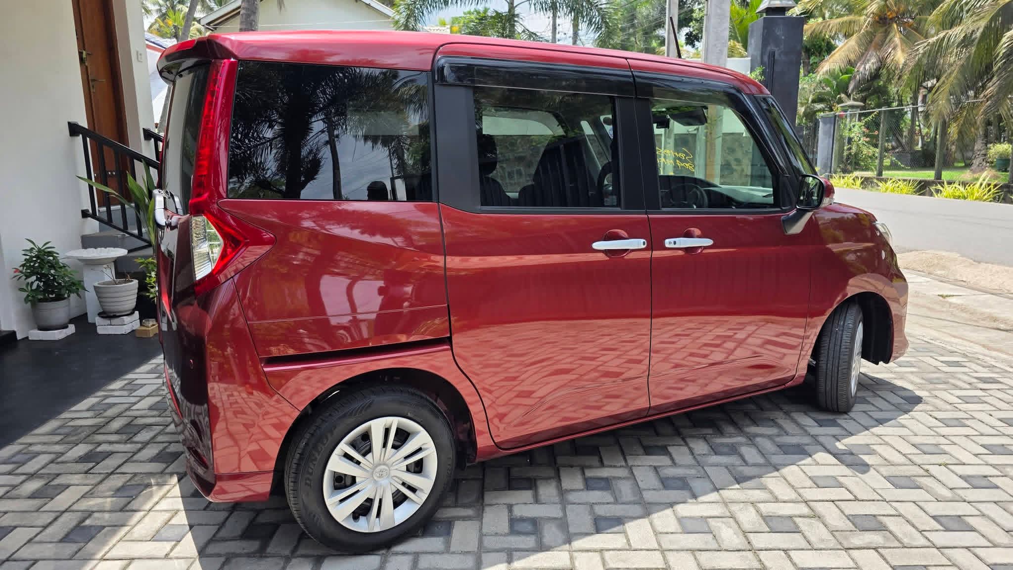 Toyota Roomy 2025 - Brand New Van sale in Sri Lanka - patpat.lk