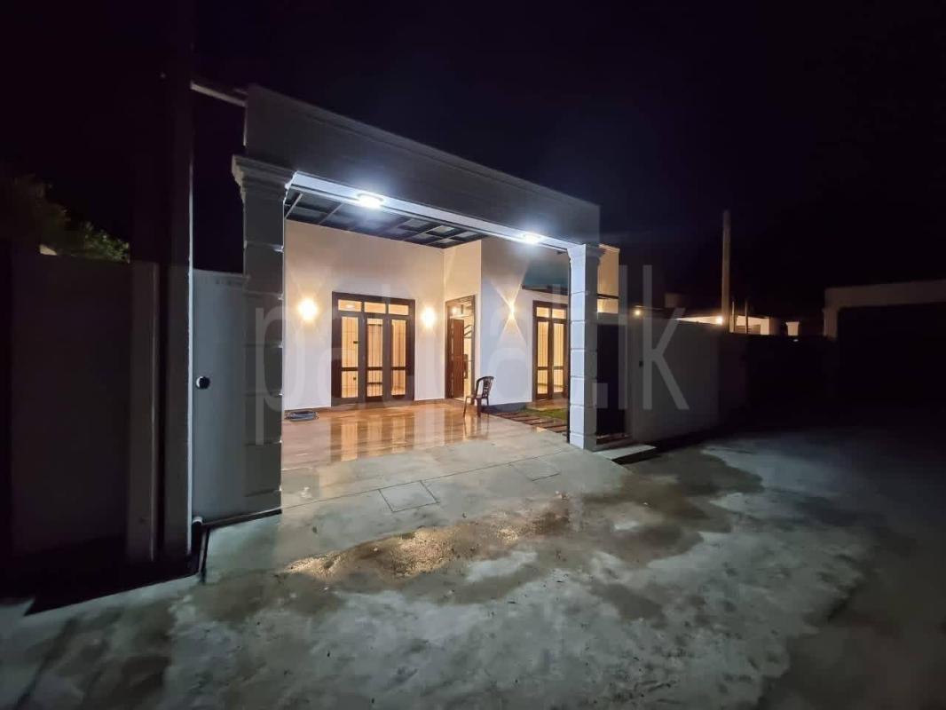 House for Sale in Piliyandala ads-image-1