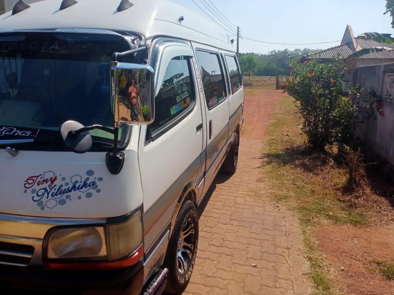 Toyota LH113 1991 - Used Van sale in Sri Lanka - patpat.lk