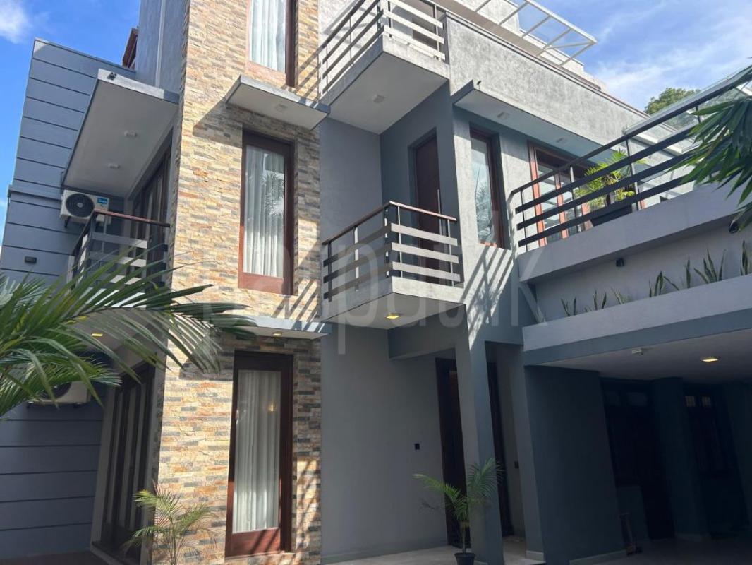 premium-listing-image