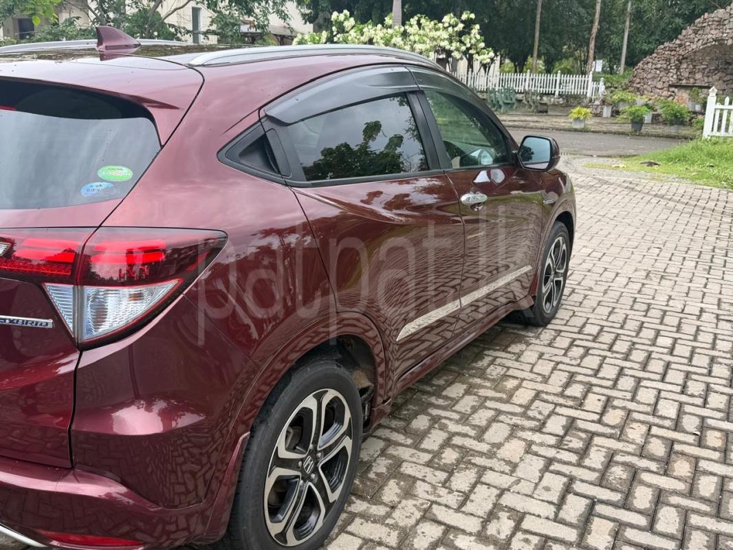 Honda Vezel 2017 - Used SUV sale in Sri Lanka - patpat.lk