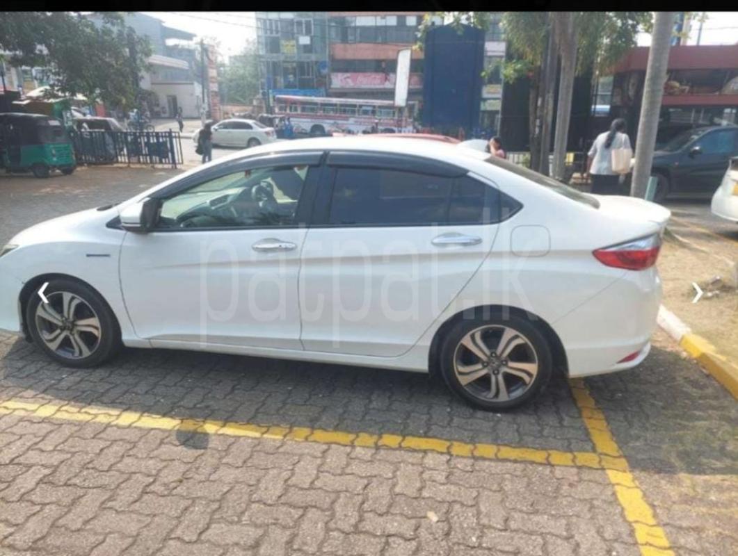 Honda City 2014 - பயன்படுத்தப்பட்டது கார் sale in Sri Lanka - patpat.lk