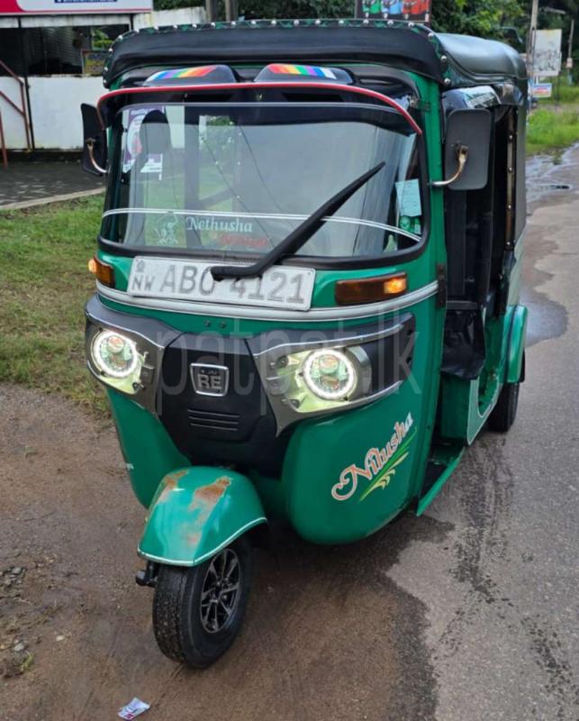 Bajaj 4 stroke 2016 - භාවිතා කරන ලද ත්‍රිරෝද රථය sale in Sri Lanka - patpat.lk