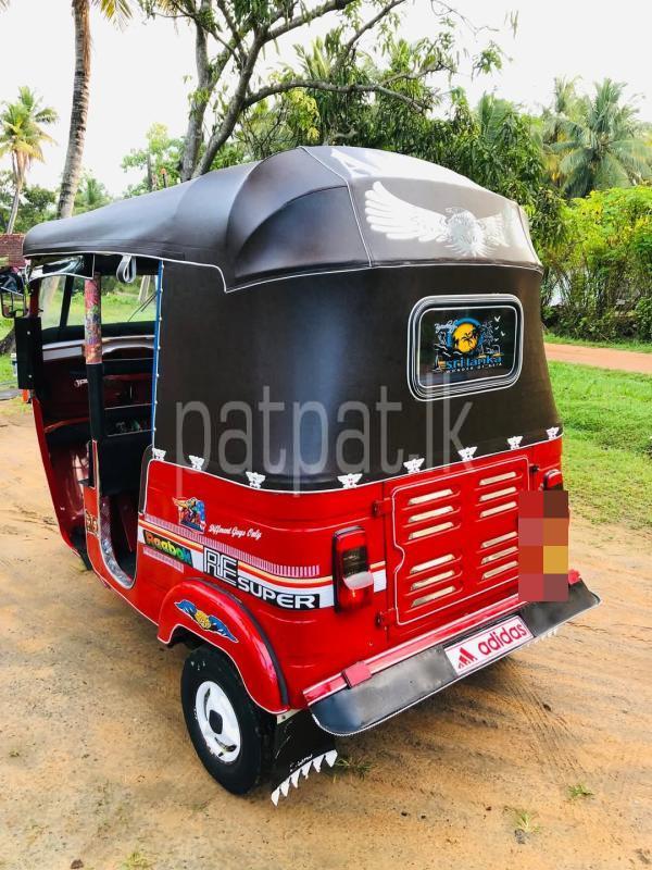 Bajaj Three Wheel 2006 - பயன்படுத்தப்பட்டது முச்சக்கர வண்டி sale in Sri Lanka - patpat.lk