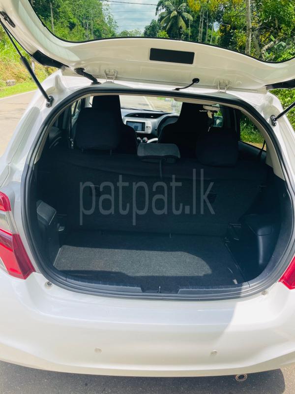 Toyota Vitz 2015 - Reconditioned Car sale in Sri Lanka - patpat.lk
