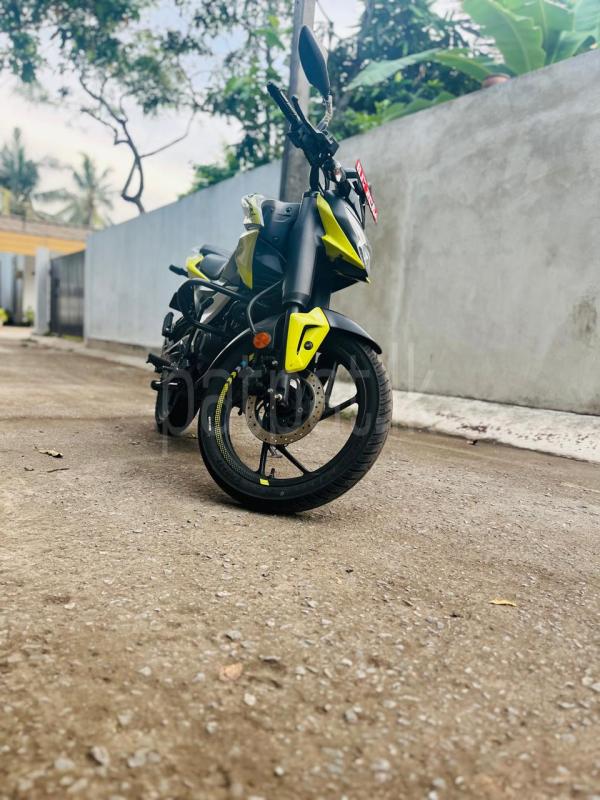 Bajaj Pulsar 2025 - Used Bike sale in Sri Lanka - patpat.lk
