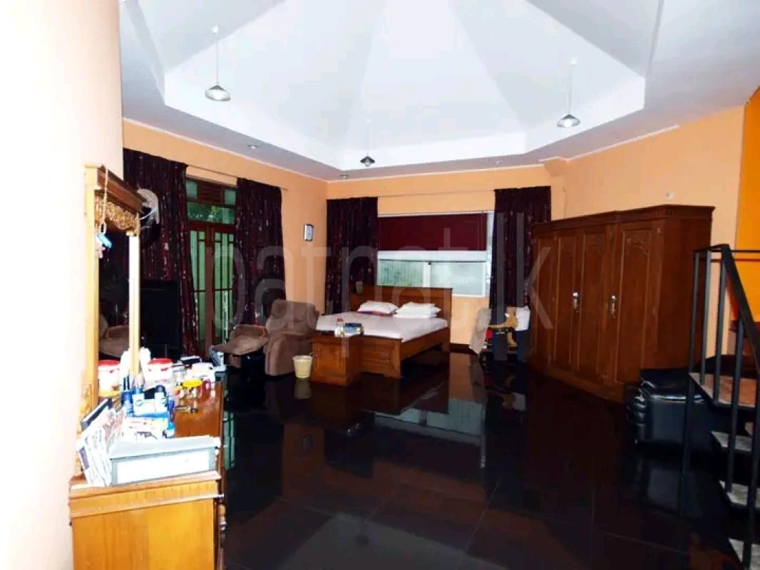 House for Sale in Adampan ads-image-1