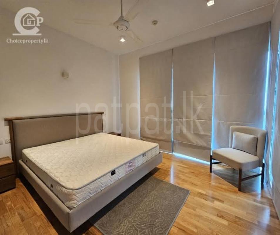 Luxury Apartment for Sale in Slave Island (Colombo 02)
