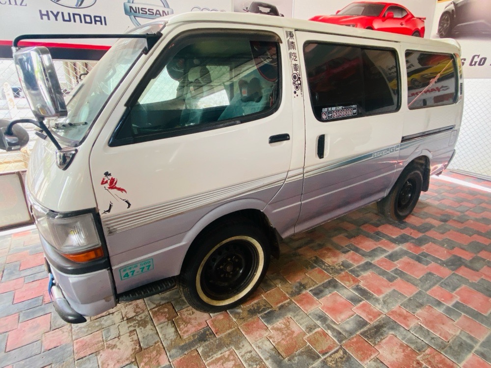Toyota Hiace 1995 - Used Van sale in Sri Lanka - patpat.lk