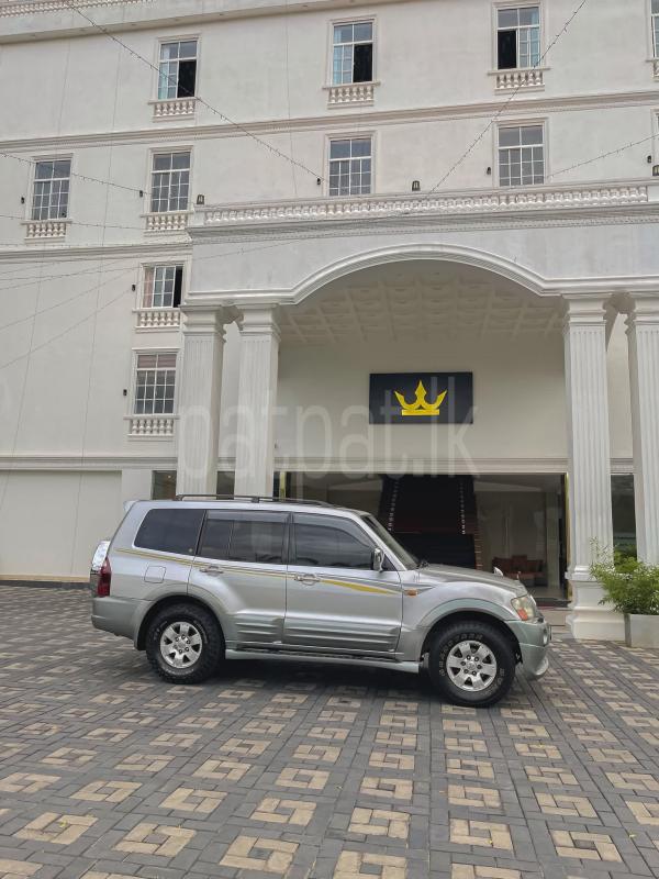Mitsubishi Montero 2004 - Used SUV sale in Sri Lanka - patpat.lk