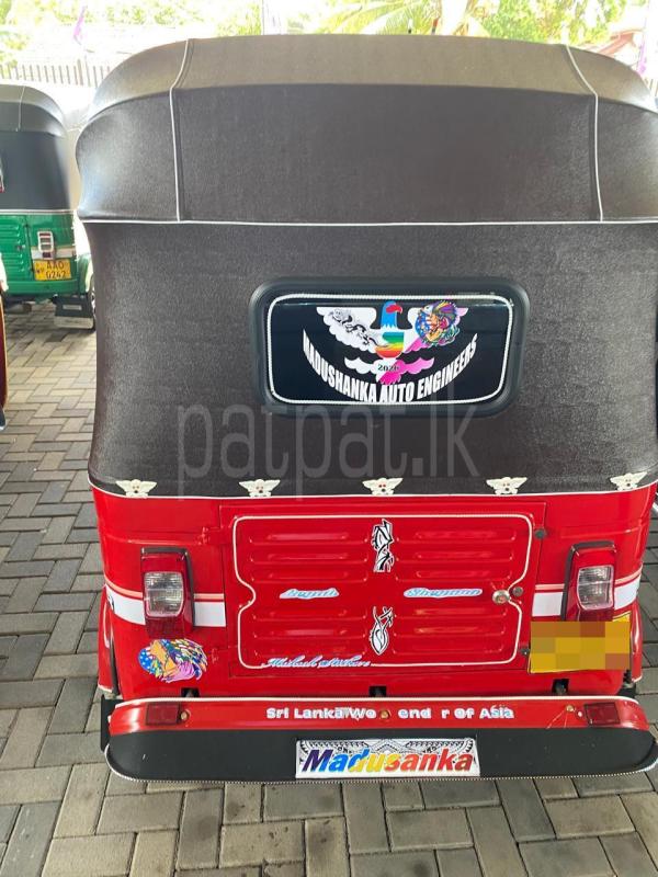 Bajaj 4 stroke 2014 - பயன்படுத்தப்பட்டது முச்சக்கர வண்டி sale in Sri Lanka - patpat.lk
