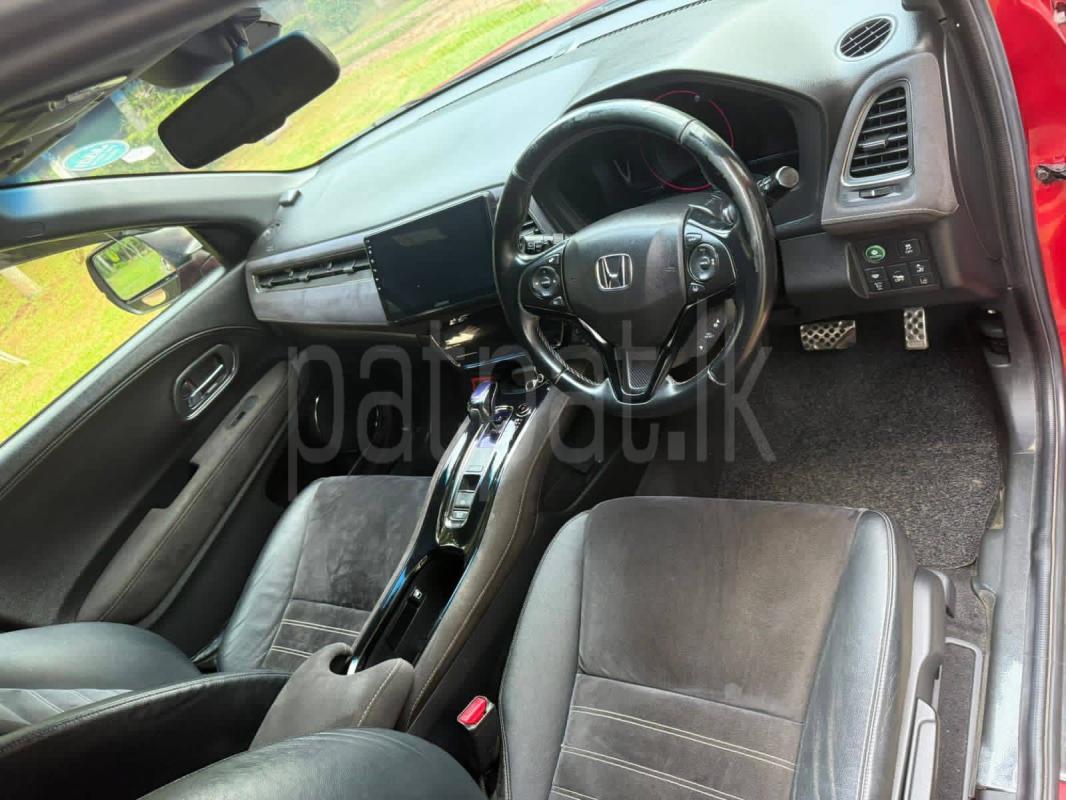 Honda Vezel 2017 - பயன்படுத்தப்பட்டது SUV sale in Sri Lanka - patpat.lk