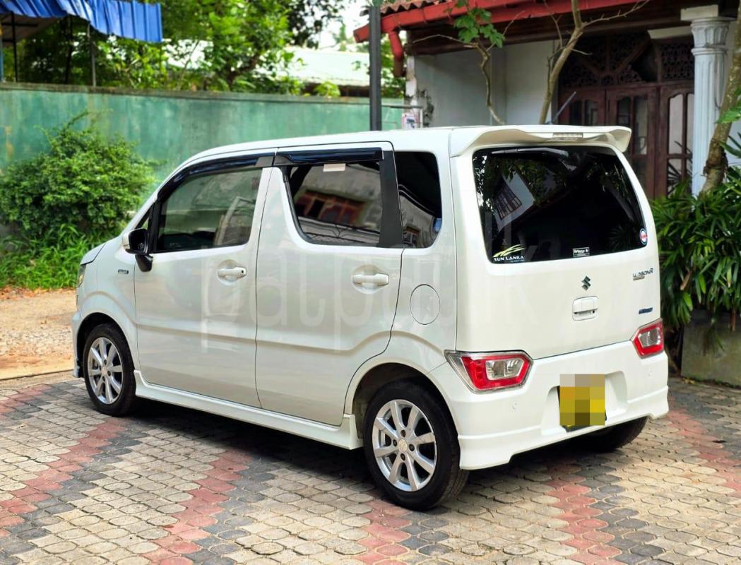 Advertisement image 3