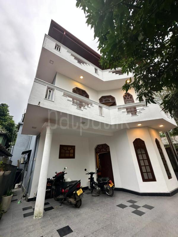 Advertisement image 5