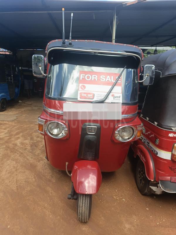 Bajaj 4 stroke 2012 - பயன்படுத்தப்பட்டது முச்சக்கர வண்டி sale in Sri Lanka - patpat.lk