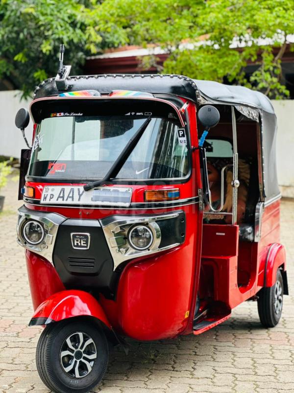 Bajaj Three Wheel 2015 - Used Three wheeler sale in Sri Lanka - patpat.lk