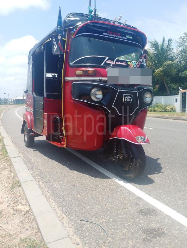 Bajaj Three Wheel 2014 - பயன்படுத்தப்பட்டது முச்சக்கர வண்டி sale in Sri Lanka - patpat.lk