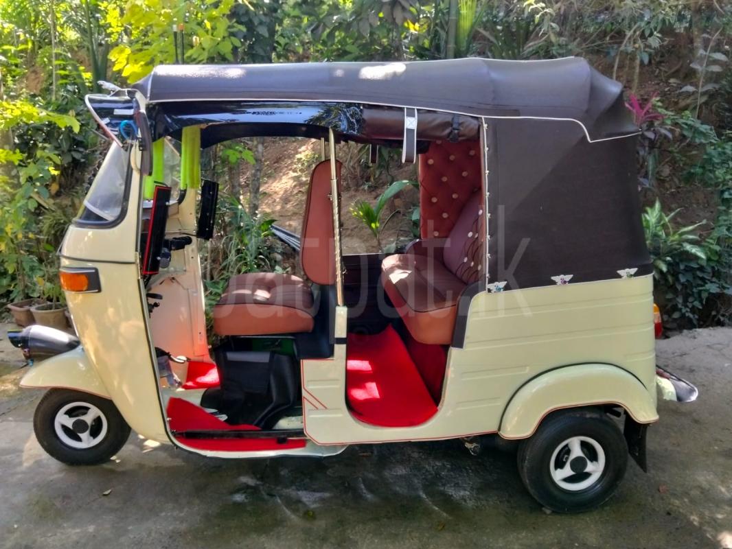 Bajaj 2 stroke 2009 - பயன்படுத்தப்பட்டது முச்சக்கர வண்டி sale in Sri Lanka - patpat.lk