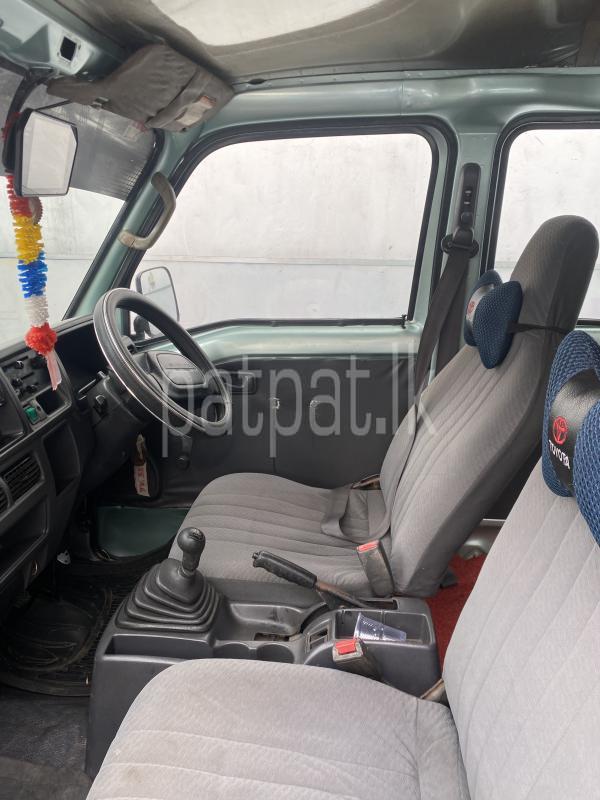 Subaru Sambar 2000 - භාවිතා කරන ලද වෑන් රථය sale in Sri Lanka - patpat.lk