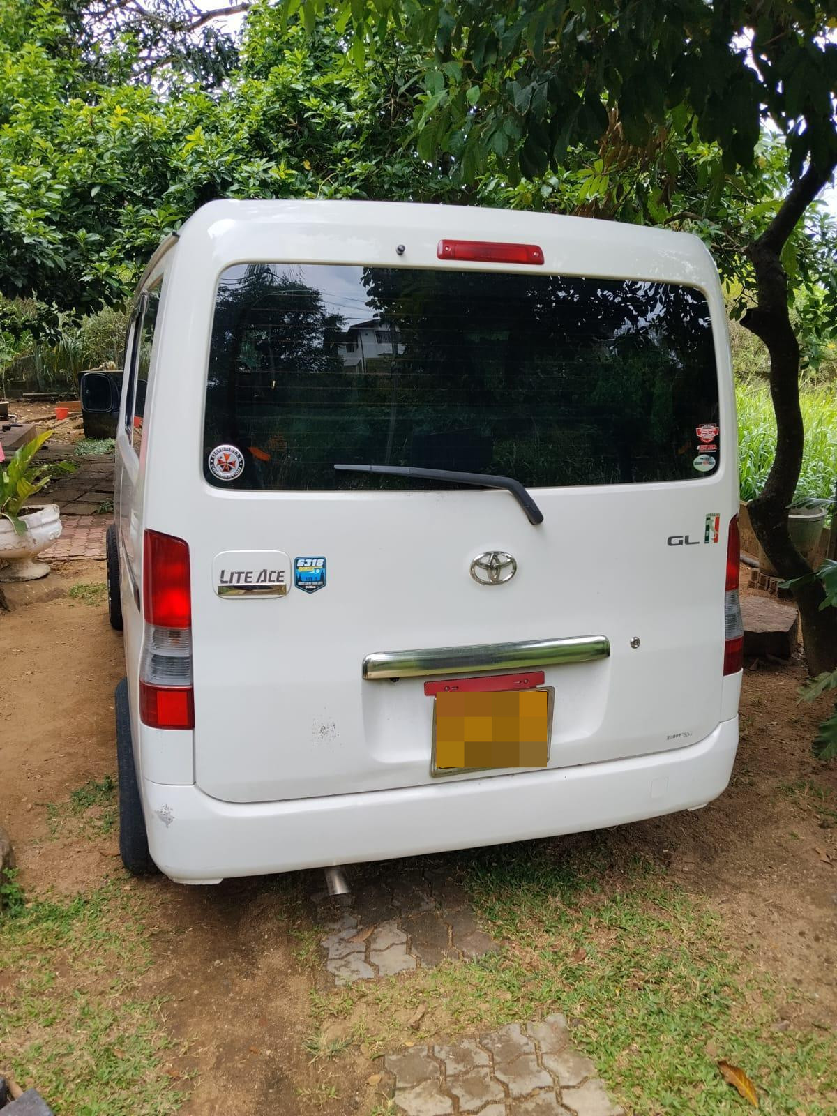 Toyota TownAce 2008 - பயன்படுத்தப்பட்டது வேன் sale in Sri Lanka - patpat.lk