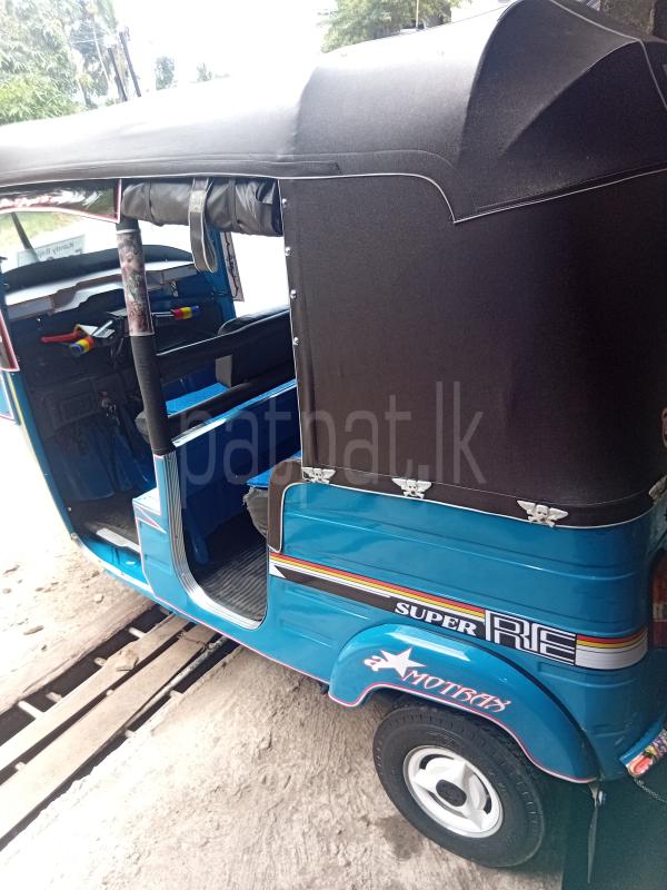 Bajaj Three Wheel 2011 - பயன்படுத்தப்பட்டது முச்சக்கர வண்டி sale in Sri Lanka - patpat.lk