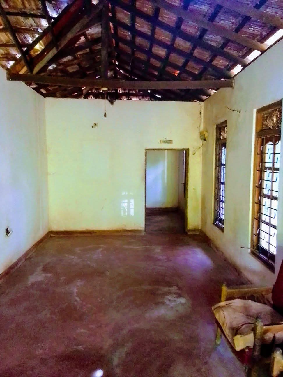 House for Sale in Mirigama