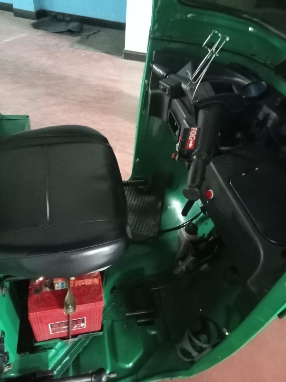 Bajaj 4 stroke 2012 - பயன்படுத்தப்பட்டது முச்சக்கர வண்டி sale in Sri Lanka - patpat.lk