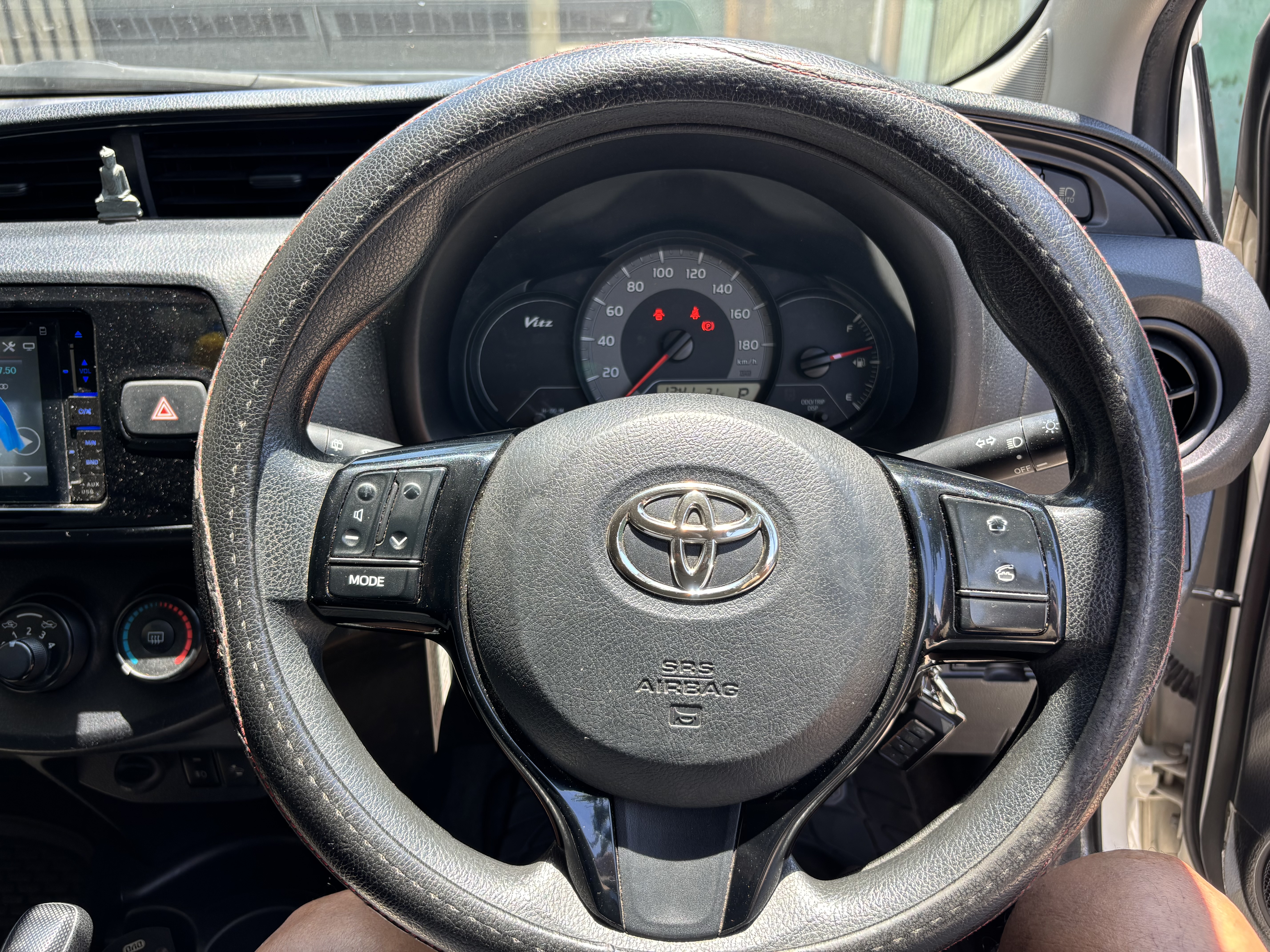 Toyota Vitz 2017 - Used Car sale in Sri Lanka - patpat.lk