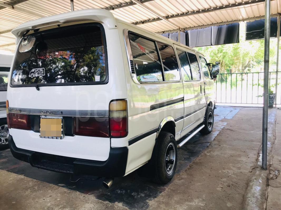 Toyota Hiace 1990 - Used Van sale in Sri Lanka - patpat.lk
