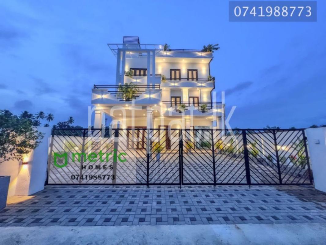 Advertisement image 1