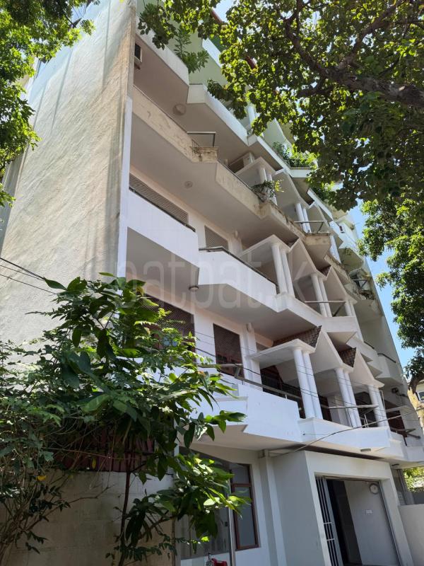 Unfurnished Apartment for Rent in Bambalapitiya (Colombo 04)