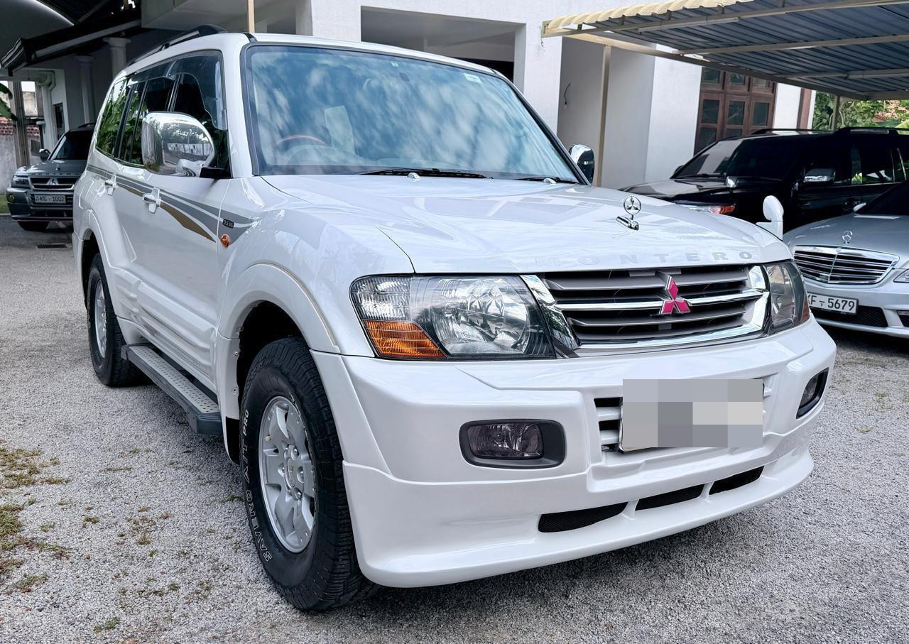 Mitsubishi Montero 2004 - பயன்படுத்தப்பட்டது SUV sale in Sri Lanka - patpat.lk