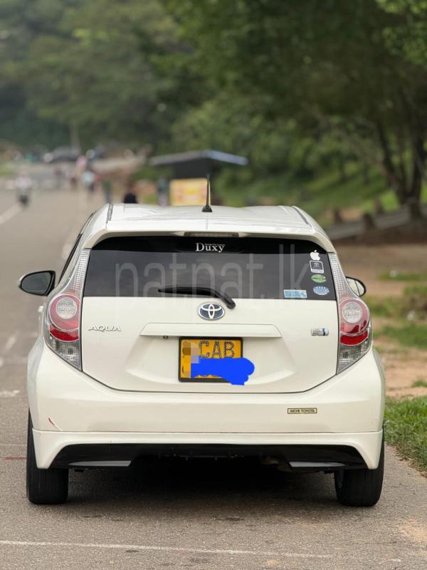 Toyota Aqua 2012 - பயன்படுத்தப்பட்டது கார் sale in Sri Lanka - patpat.lk