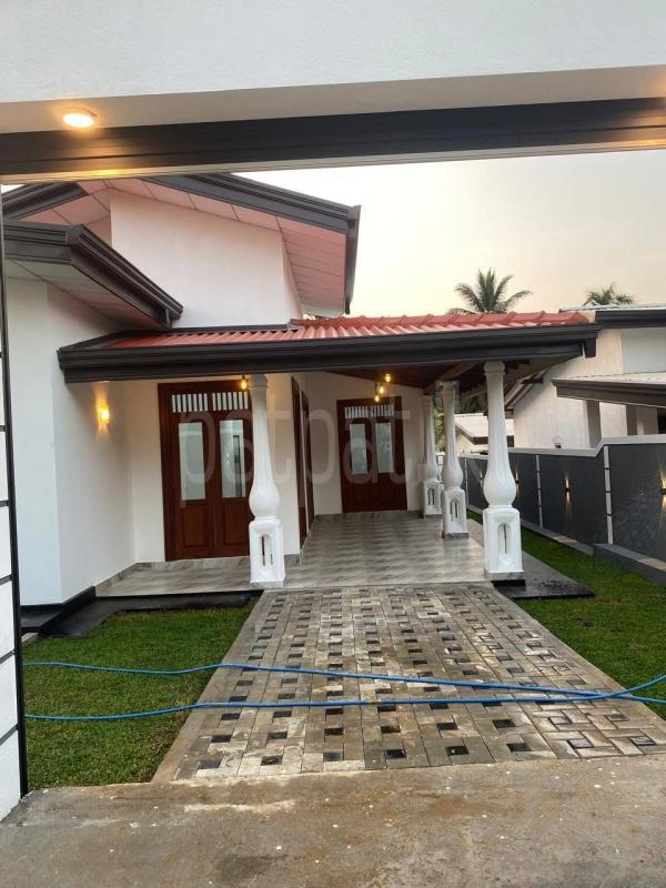 House for Sale in Homagama ads-image-1