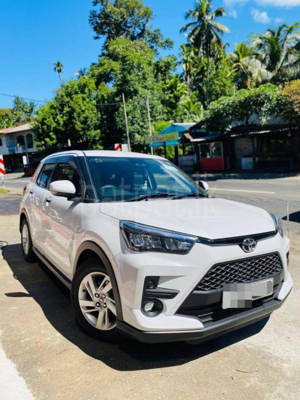 Toyota Raize 2023 - භාවිතා කරන ලද SUV රථය sale in Sri Lanka - patpat.lk